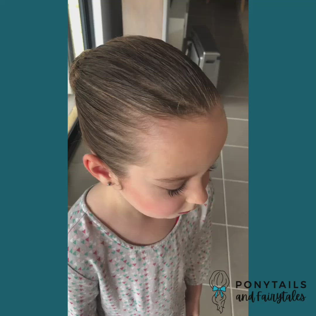 Gold Glitter Hair Spray for Dress Up Day | Dancr Hairspray